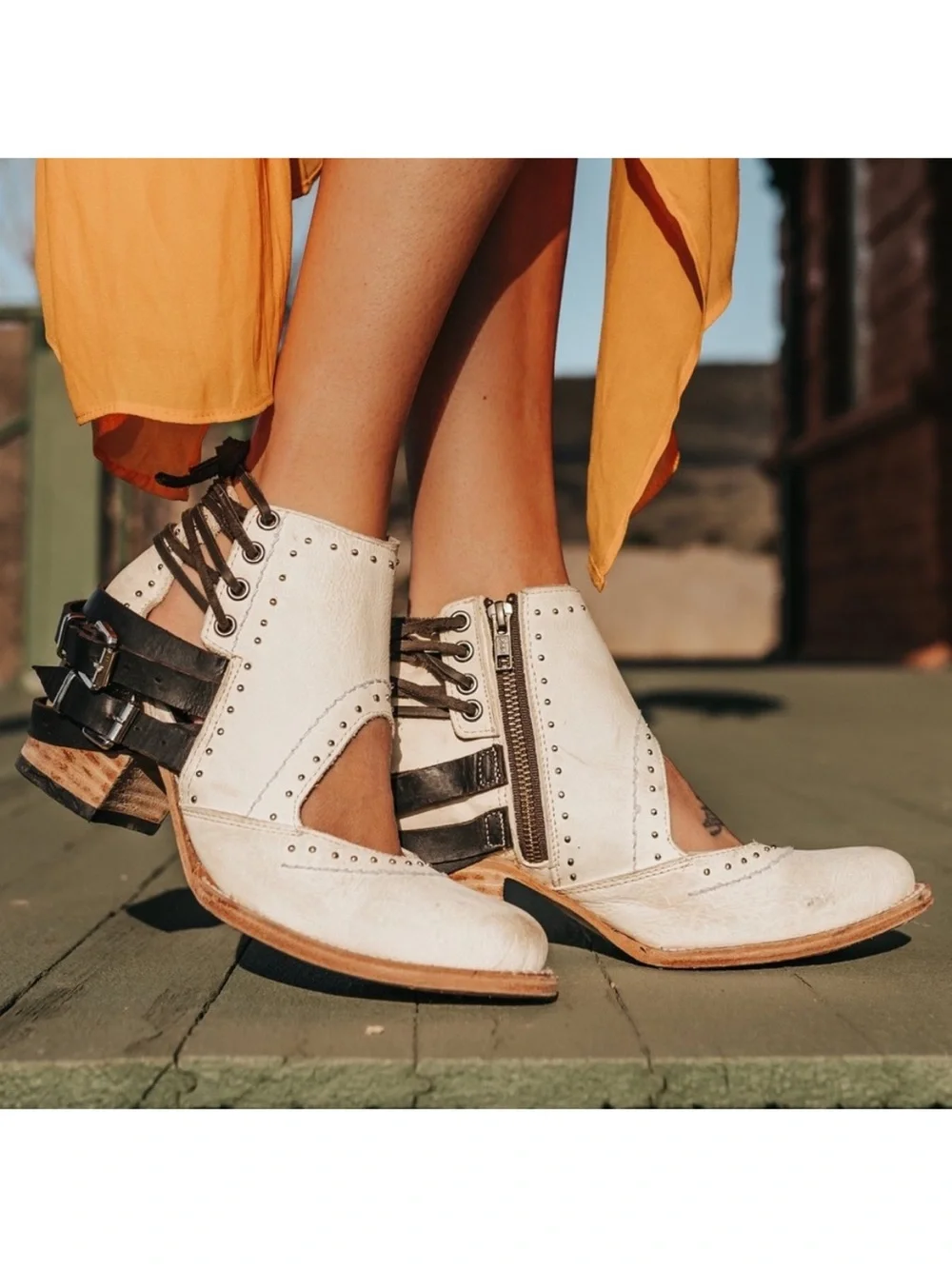 Freebird By Steven Desert Leather Buckle Cutout Studded Ankle Boots Size 10
